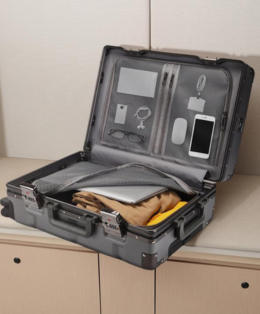 White Hard Shell Carry on Luggage M296