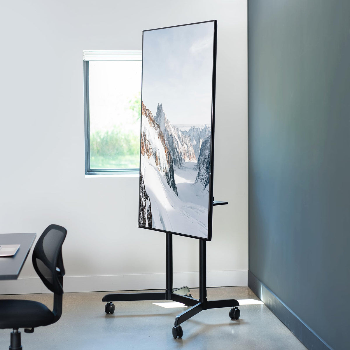 Black Mobile TV Cart for 32 to 88 inch Screens Z310