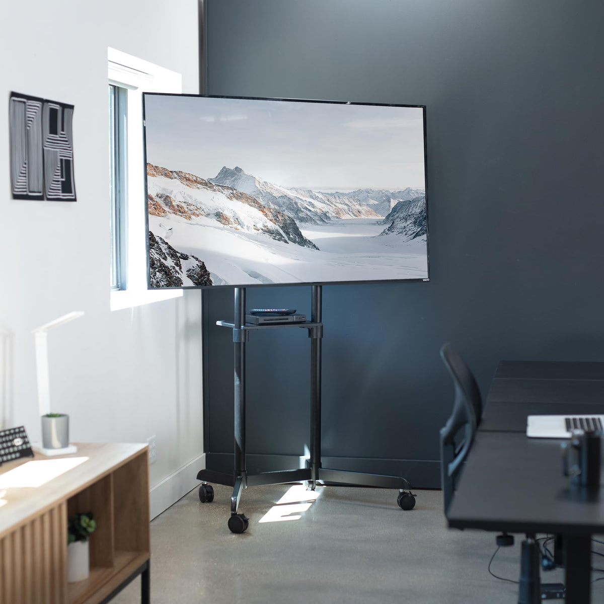 Black Mobile TV Cart for 32 to 88 inch Screens Z310